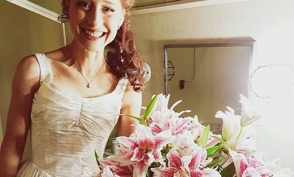 Allison Mack appears anorexic. But how happy is her smile?