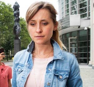 Allison Mack leaving court