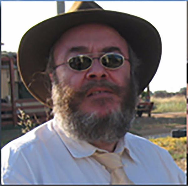 Shmuel Shmueli serial litigant and scam artist.