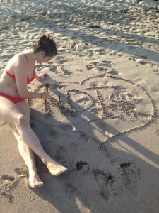 Ayries schemes on the beach.