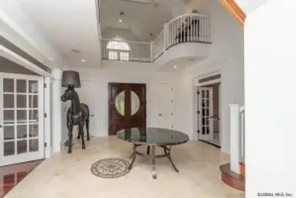 Sarah Bronfman House Clifton Park Foyer