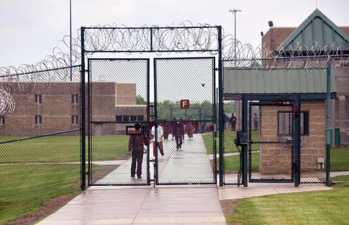 Prisoner Describes Jerry Sandusky in Prison