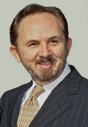 Alejandro Junco publishes newspapers in Mexico.