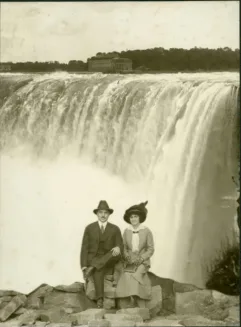 Niagara Falls Honeymoon capital/Weddings