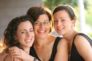 Michelle, Nancy and Lauren Salzman