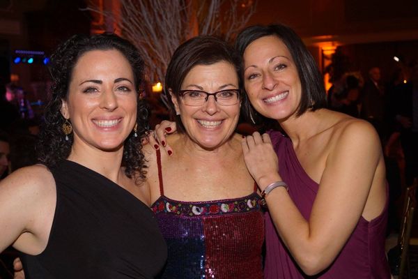 Michelle, Nancy and Lauren Salzman