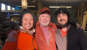 swami_chetanananda
In the barn with James and Lilli... sprouting seeds for our organic farm..!
