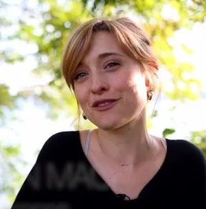 Allison Mack became harem manager for Keith  Raniere.