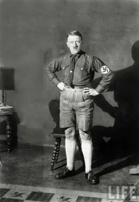 Adolf Hitler (35)