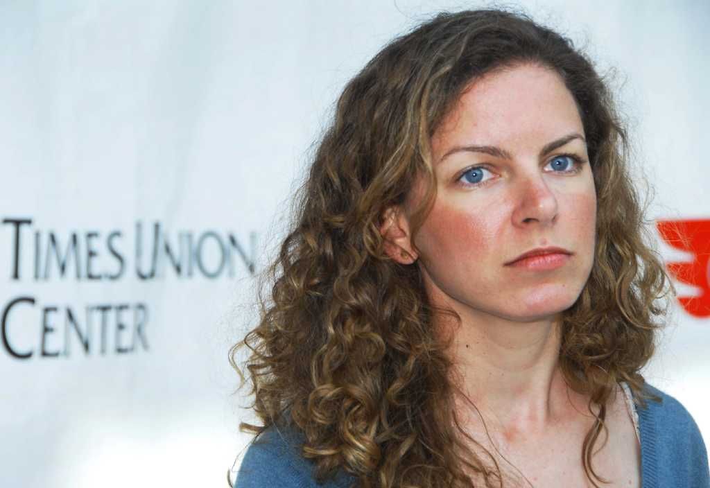Blast from the past: Forgotten post from NXIVM insider to Sara Bronfman