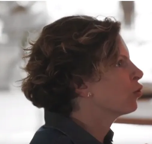 Has Sara Bronfman found a new Vanguard?