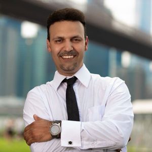 Miguel Hernandez hopes to unseat Ocasio-Cortez.