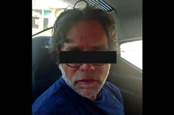 Keith Raniere sitting inside a Mexican police vehicle on March 26, 2018. It is our last known photograph of the Vanguard. Treasure it.