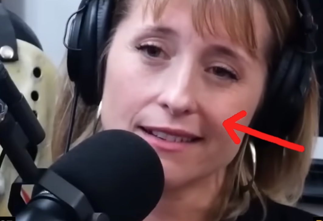 Body Language Expert: Allison Mack Shows Signs of Lying About NXIVM Branding