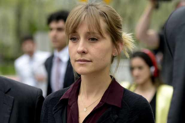 Shadow State: Allison Mack is a pervert herself