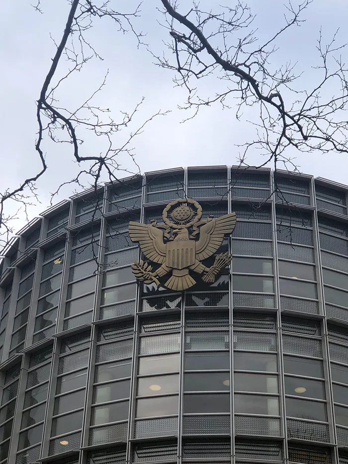 Guest View: Bronfman, Salzmans, Russell should stand by their Vanguard and stand trial together