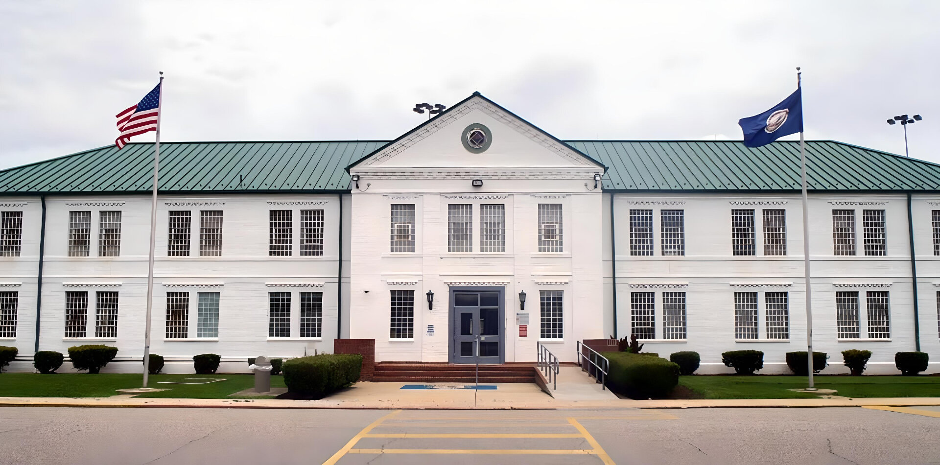 BOP Corrections Officer Sentenced Three Years for Deadly Prison Neglect of an Inmate