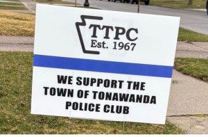 police lawn signs tonawanda
