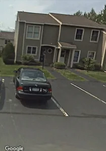 Keith Raniere's library was in this modest townhouse.