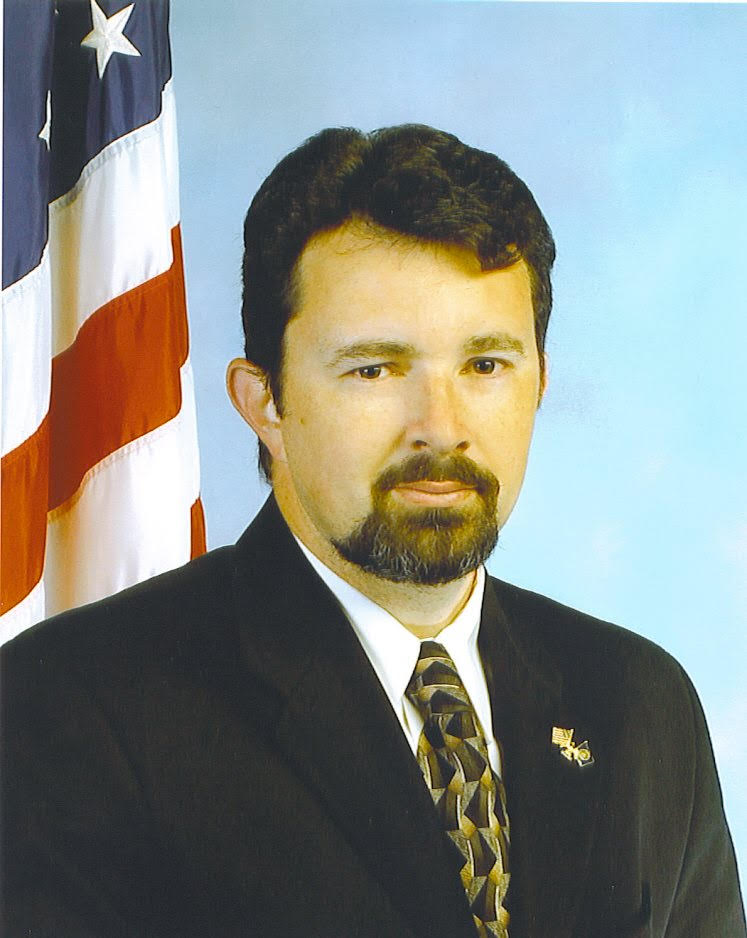 Critics Demand: Can Expert Detect Crimes of FBI Tampering? Kiper’s 20 Years in FBI – His Five Biggest Cases
