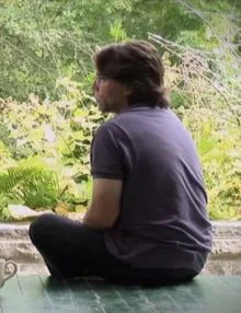 Keith Raniere loves his women slender and puts them on low calorie diets. As women know, men do not need these low calorie diets as one look at Mr. Raniere demonstrates.