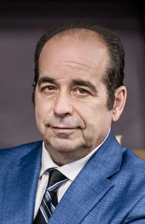 Wayne Dolcefino, Investigative Journalist. 
Dolcefino Consulting: Investigative Media Consulting Firm