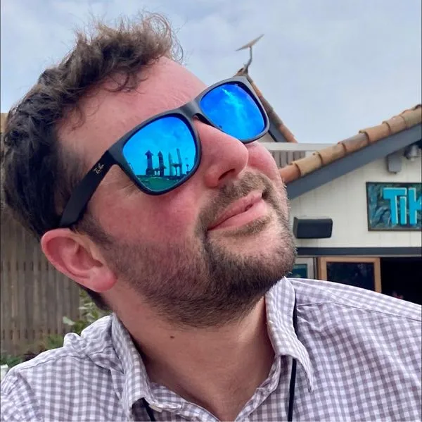 Mike Safyan was the key that unlocked the door to the OneTaste story for his friend Ellen Huet.
