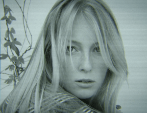 India Oxenberg