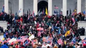 mob storming capitol 2