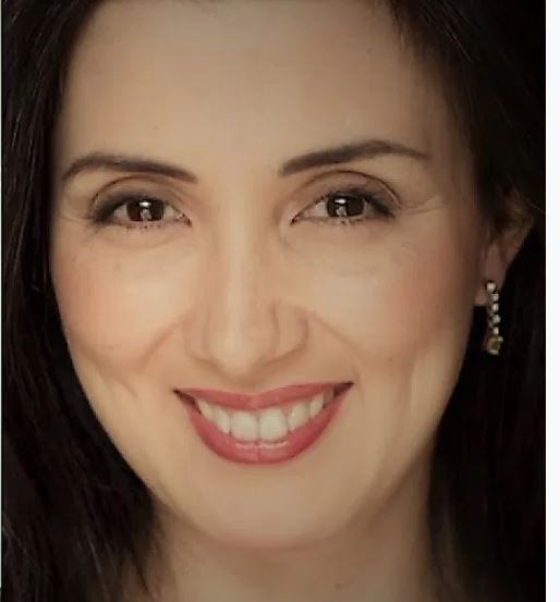 Rosa Laura Junco in Snopes-Style Fact Check in Mexico & Analysis of Email Wanting Her Teenage Daughter for Raniere