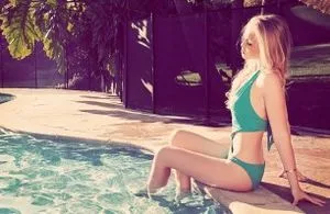 A 'tubby' India Oxenberg needs to lose weight to please Mr. Raniere. She has been branded and enjoys the slave life Mr. Raniere offers but too much weight spoils the spiritual transmissions.