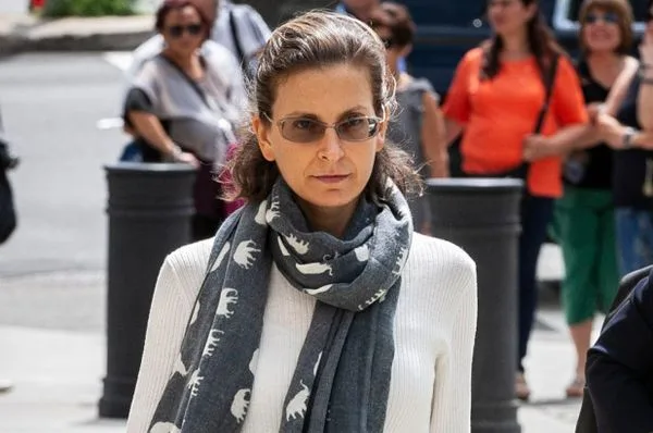 It is said her dad wept on his deathbed for his foolish daughter caught in a vicious cult.  For her part, she came with a camera and tried to force a confession from him that he was wrong about cult leader Keith Raniere.