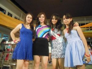 group-of-mexican-teen-girls
